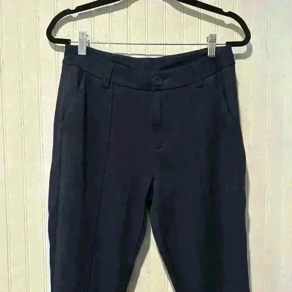 Cabi Agency Ponte Knit Front Seam Ankle Pants classic office professional sz 8 - Picture 4 of 8